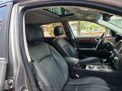 Used 2013 Hyundai Equus Signature RWD image 35