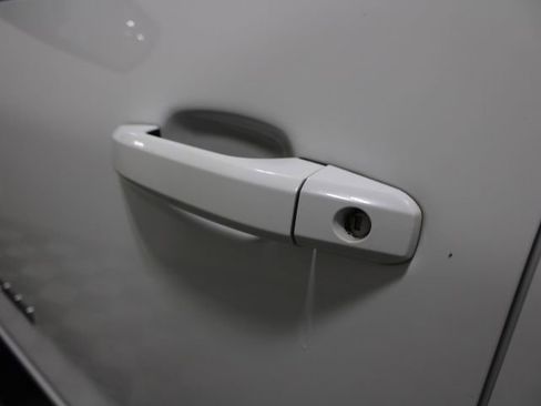 Used 2018 Chevrolet Silverado 1500 LT w/ All Star Edition image 15