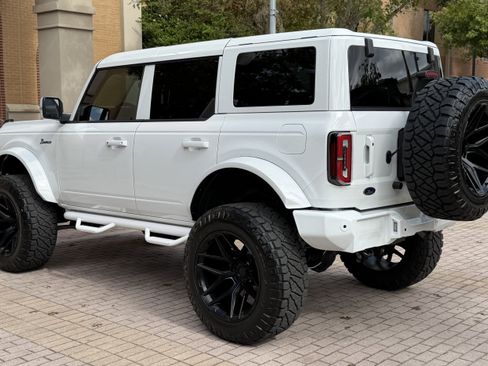 Used 2025 Ford Bronco Outer Banks AWD/4WD image 6