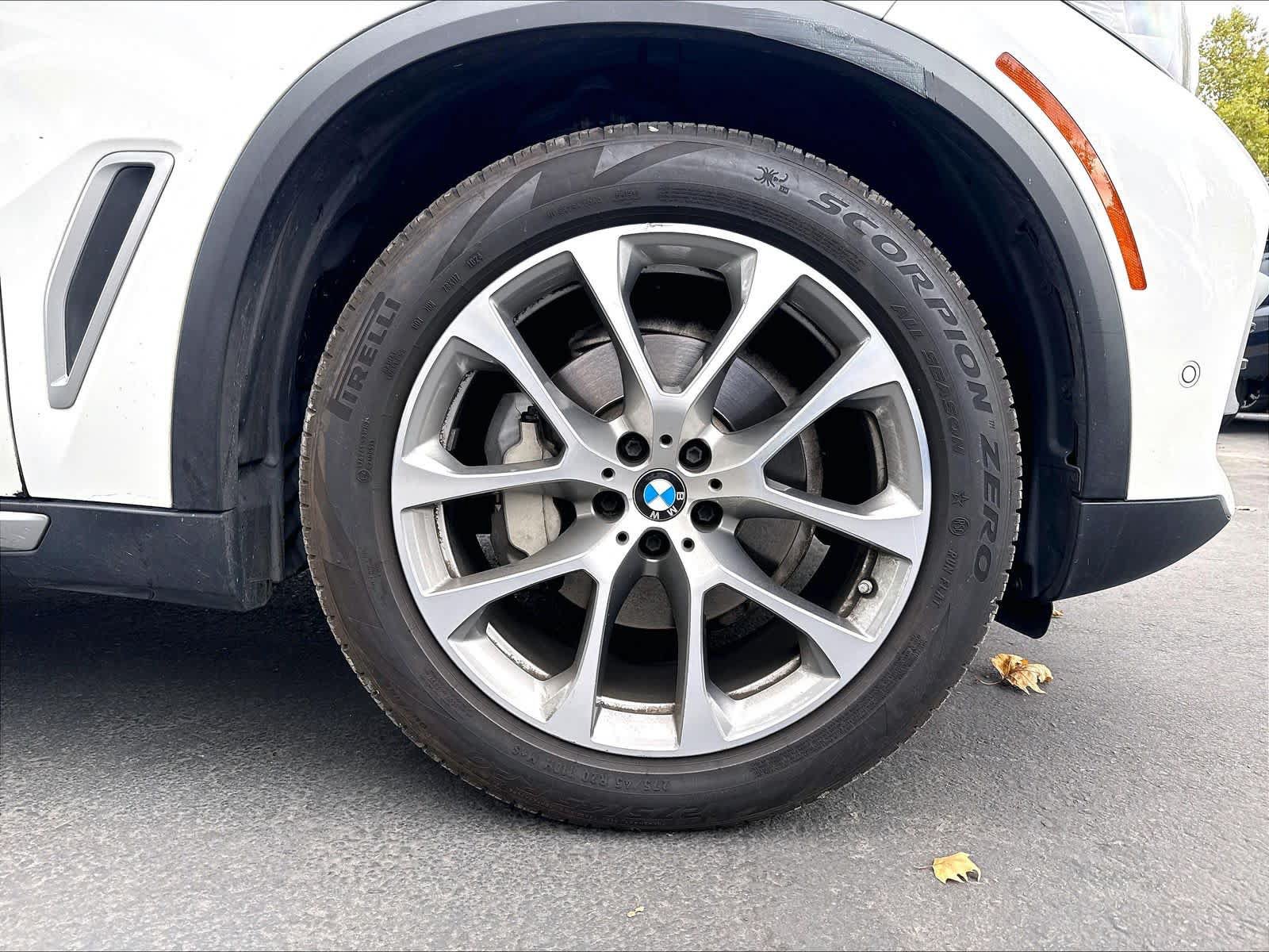 Used 2019 BMW X5 xDrive40i w/ Premium Package 2 AWD/4WD image 15