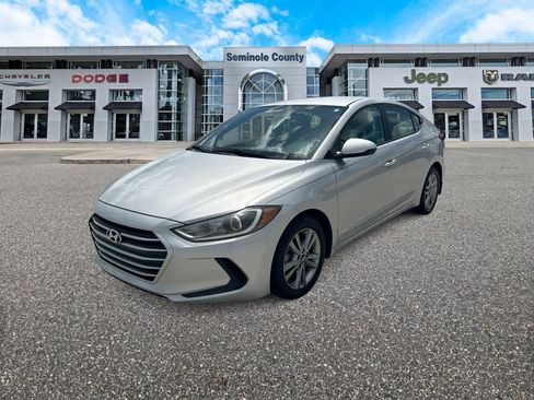 Used 2018 Hyundai Elantra SEL FWD image 1