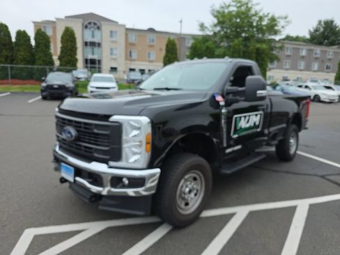 Used 2025 Ford F350 XL w/ FX4 Off-Road Package AWD/4WD image 3