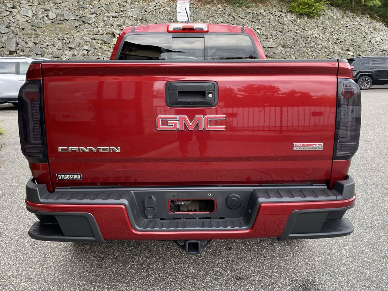 Used 2017 GMC Canyon SLE w/ All Terrain X Package AWD/4WD image 31