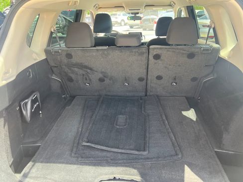 Used 2021 Nissan Rogue S FWD image 14