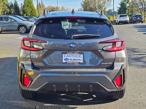 Used 2024 Subaru Crosstrek 2.0i Premium AWD/4WD image 6