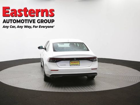 Used 2023 Honda Accord EX image 39