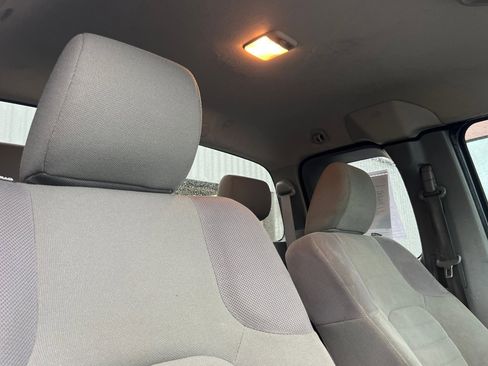 Used 2015 Nissan Frontier S image 15