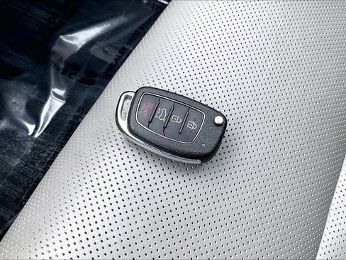 Used 2017 Hyundai Tucson Eco image 14