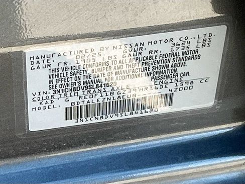 Used 2025 Nissan Versa S FWD image 29