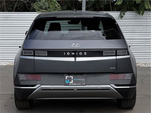 Used 2024 Hyundai Ioniq 5 SEL AWD/4WD image 11