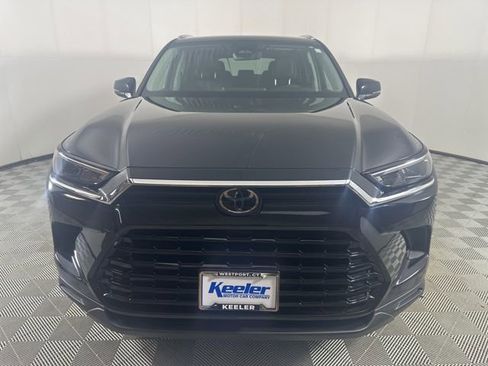 Used 2024 Toyota Grand Highlander XLE image 4