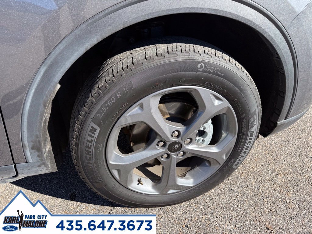 Used 2025 Ford Escape ST-Line AWD/4WD image 9