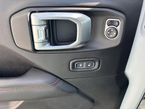 Used 2020 Jeep Gladiator Rubicon AWD/4WD image 20