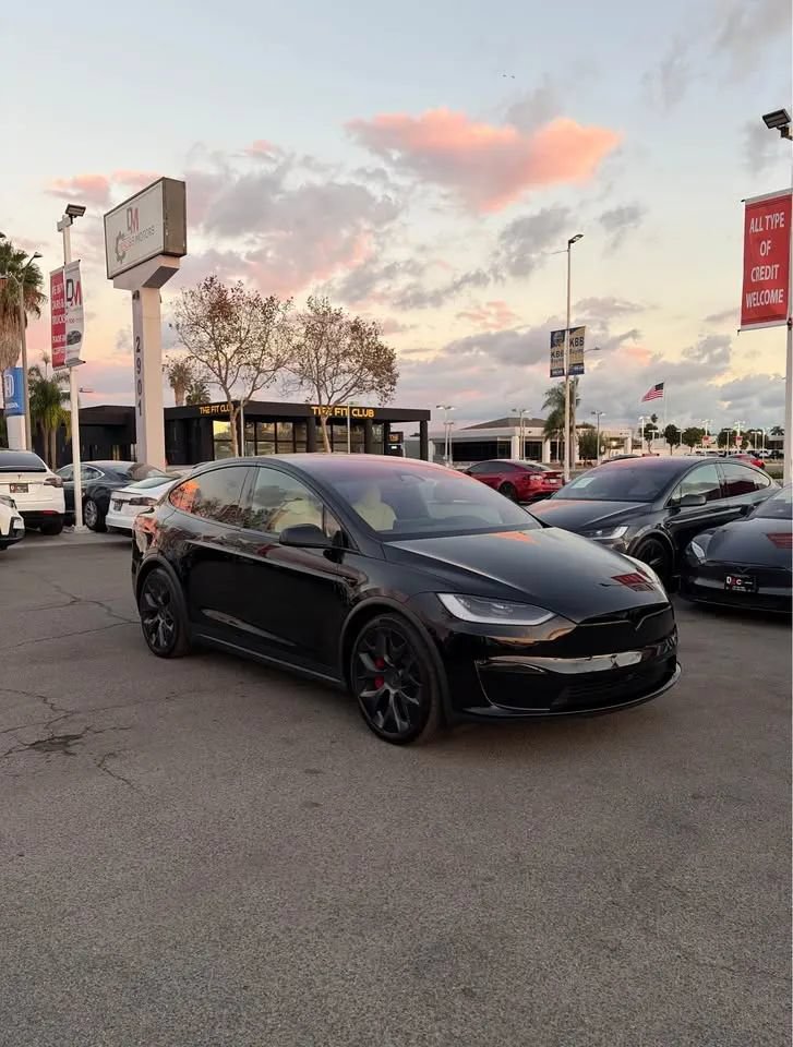 Used 2026 Tesla Model X Plaid AWD/4WD image 2