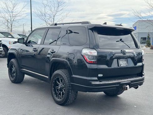 Used 2020 Toyota 4Runner Nightshade image 10