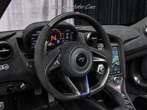 Used 2022 McLaren 765LT RWD image 9