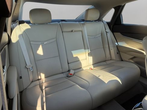 Used 2013 Cadillac XTS image 19