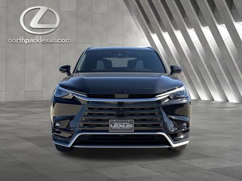 Certified 2026 Lexus TX 500h AWD w/ Technology Package image 7
