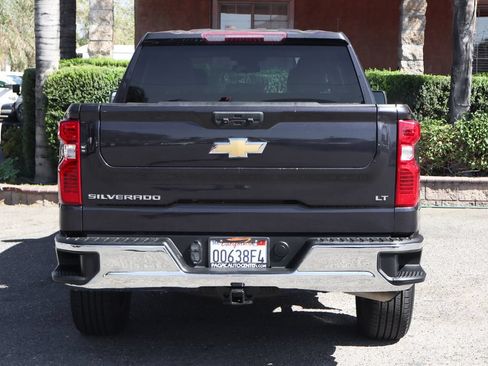 Used 2022 Chevrolet Silverado 1500 LT RWD image 7