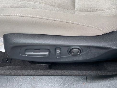 Used 2023 Honda Accord EX image 8