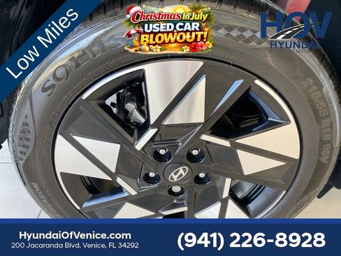 Certified 2024 Hyundai Kona SEL FWD image 11