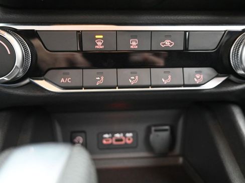 Used 2024 Nissan Sentra SV image 15