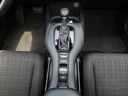 Used 2023 Honda HR-V LX image 21