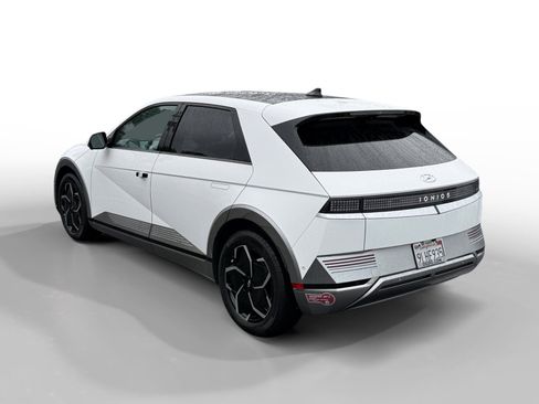 Certified 2024 Hyundai Ioniq 5 Limited image 3