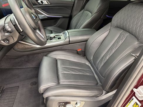 Used 2025 BMW X7 M60i AWD/4WD image 5