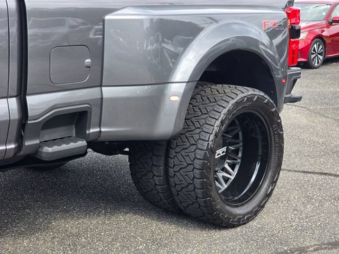 Used 2025 Ford F450 Platinum w/ FX4 Off-Road Package AWD/4WD image 26