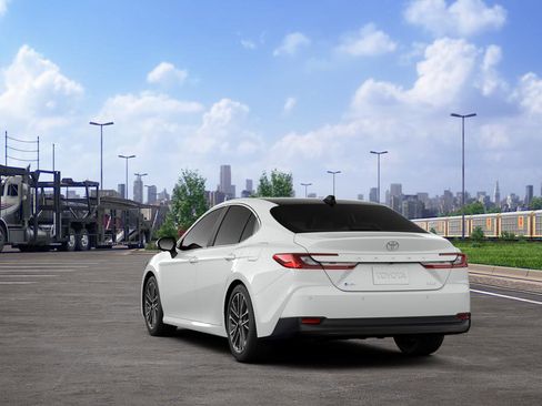 New 2026 Toyota Camry XLE FWD image 28