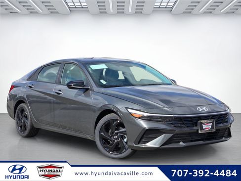 New 2026 Hyundai Elantra SEL Sport FWD image 1
