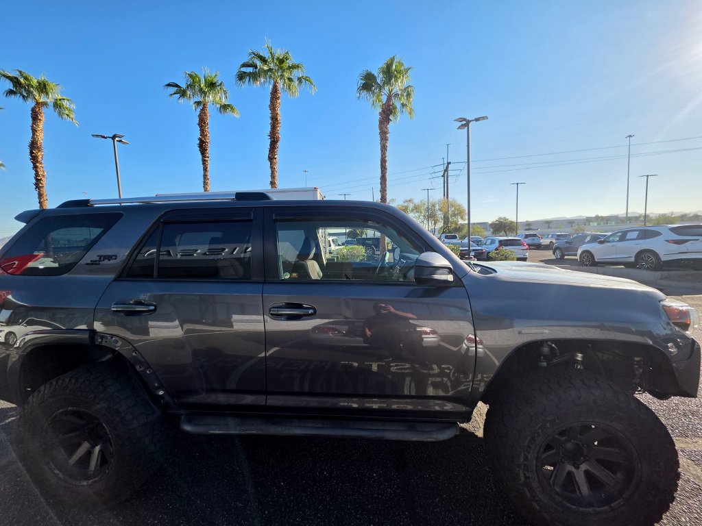 Used 2016 Toyota 4Runner Trail AWD/4WD image 4