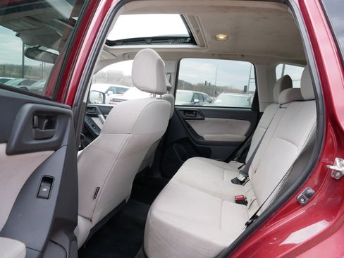 Used 2015 Subaru Forester 2.5i Premium AWD/4WD image 16