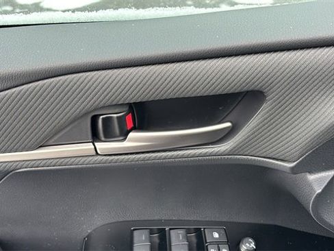 New 2026 Toyota Camry SE image 9
