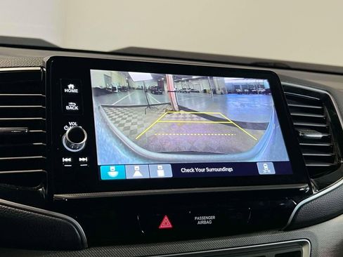 Used 2025 Honda Ridgeline Sport image 29
