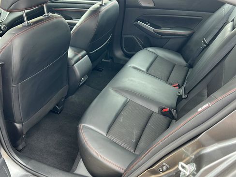 Used 2023 Nissan Altima 2.5 SR image 22