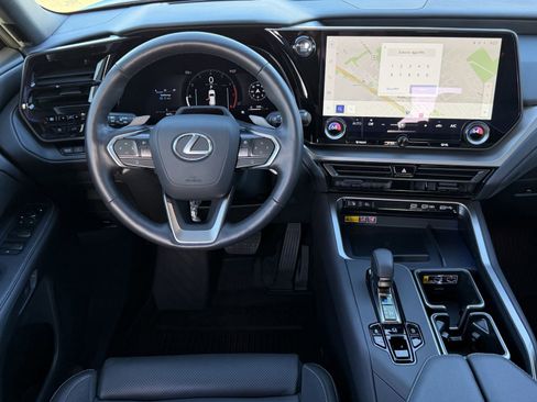 Used 2025 Lexus TX 350 AWD image 12
