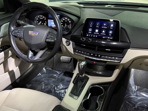 Used 2020 Cadillac CT4 Luxury w/ Bose Premium Audio Package image 38