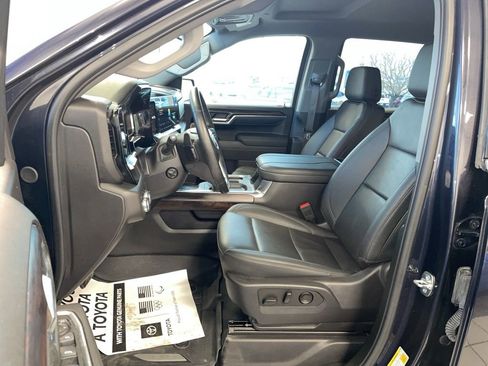 Used 2025 GMC Sierra 1500 SLT w/ SLT Premium Package image 7