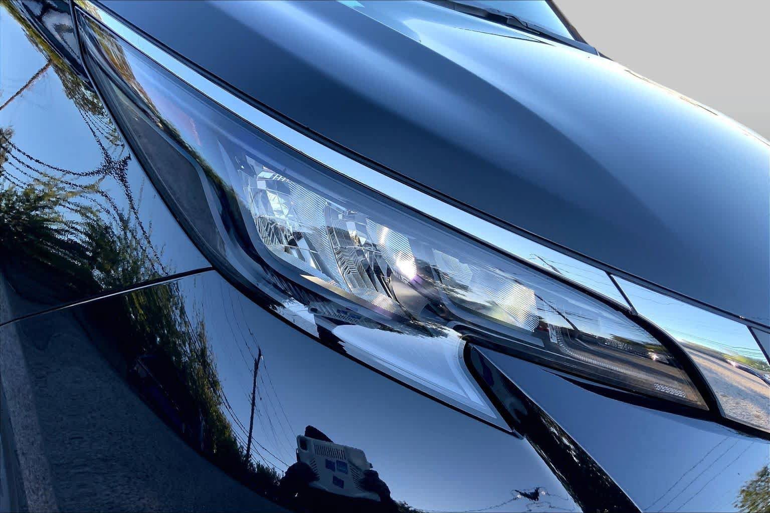 Used 2026 Toyota Sienna LE FWD image 26