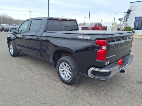 Used 2022 Chevrolet Silverado 1500 LT image 3