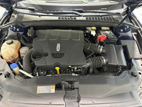 Used 2019 Lincoln Continental Reserve w/ Rear Seat Package AWD/4WD image 36