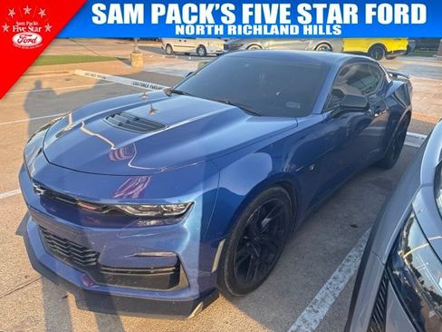 Used 2020 Chevrolet Camaro SS RWD image 1