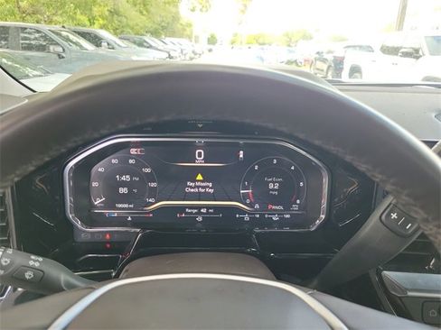 Used 2024 GMC Sierra 1500 SLT image 17