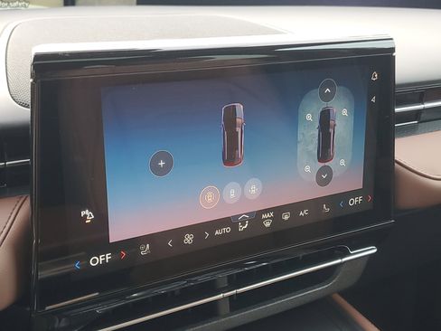 New 2026 Lincoln Nautilus Reserve w/ Jet Appearance Package image 25