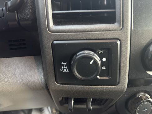 Used 2020 Ford F350 XL w/ Power Equipment Group image 15