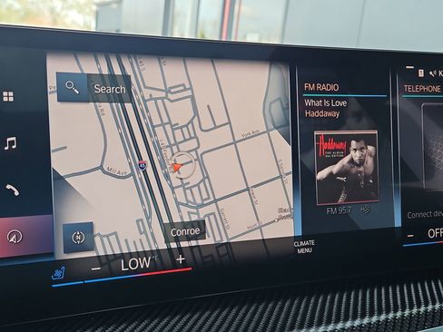 Used 2023 BMW X7 M60i w/ Executive Package image 26