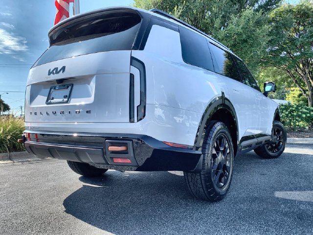 Used 2027 Kia Telluride SX Prestige X-Pro AWD/4WD image 8