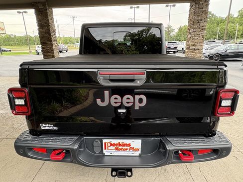 Used 2020 Jeep Gladiator Rubicon AWD/4WD image 7